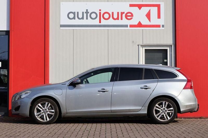 Gebraucht Volvo V60 215 PS (158 kW) 2013 Grau Kombi