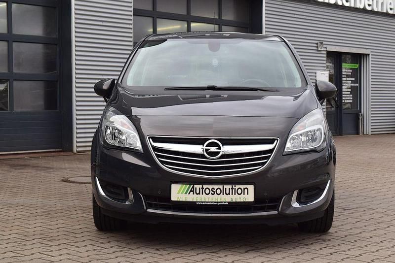 Gebraucht Opel Meriva Innovation 140 PS (102 kW) 2016 Silber Van / Kleinbus