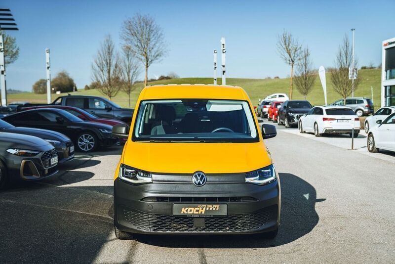 Gebraucht VW Caddy Basis 102 PS (75 kW) 2021 Rapsgelb Van / Kleinbus