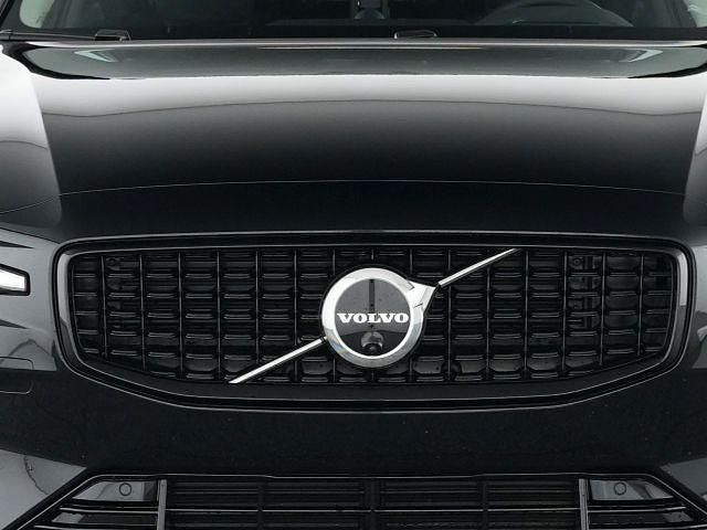 Gebraucht Volvo V60 Ultra 310 PS (228 kW) 2025 Schwarz Kombi