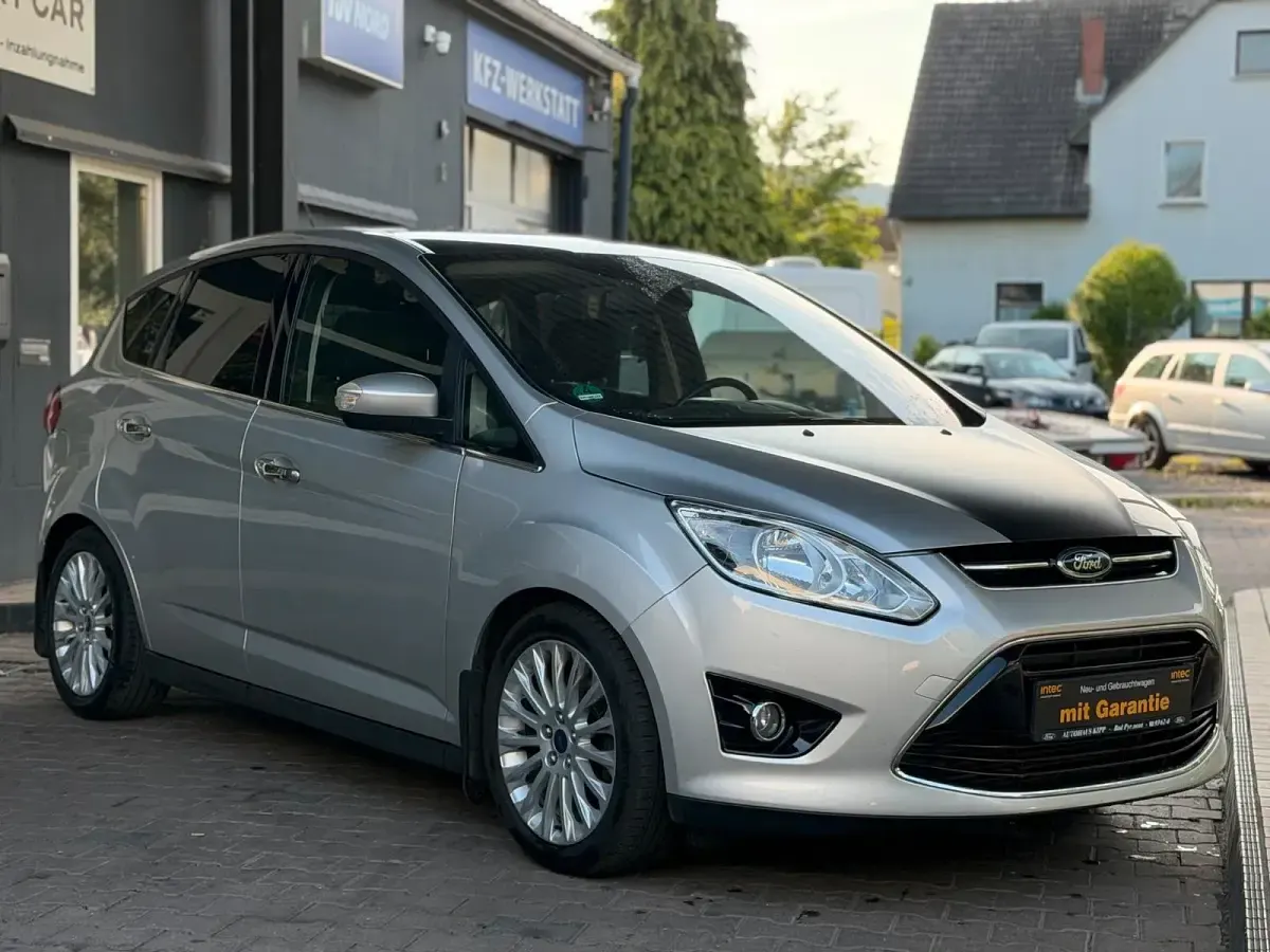 Gebraucht Ford C-MAX Titanium 163 PS (119 kW) 2013 Silber Van / Kleinbus