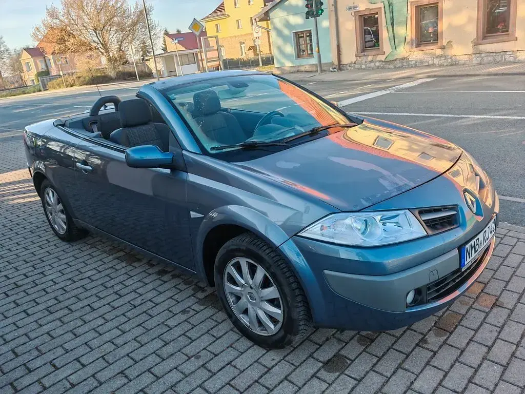 Gebraucht Renault Mégane Cabriolet Exception 111 PS (81 kW) 2009 Grau Cabrio