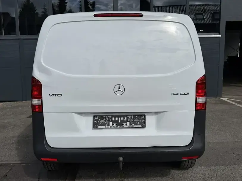 Gebraucht Mercedes Vito 136 PS (100 kW) 2020 Weiß Van