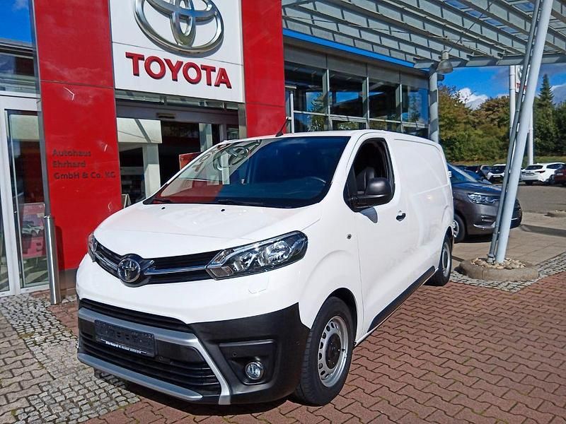 Weiß Gebraucht 2021 Toyota Proace Van | 17.290 € (Guter Preis) - Bild 1/4