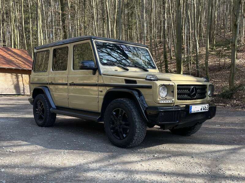 Beige Gebraucht 2017 Mercedes G500 SUV | 79.900 € (Etwas zu teuer) - Bild 1/4