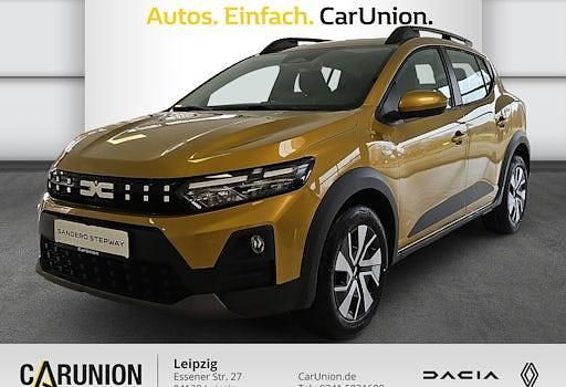 Neu Dacia Sandero Expression 110 PS (80 kW) 2026 Amber yellow Limousine