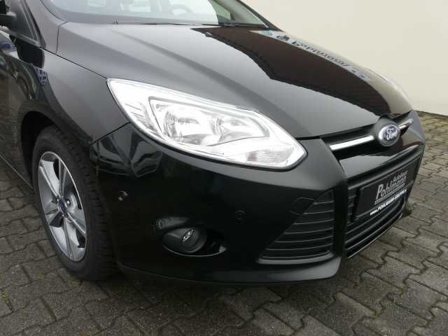 Gebraucht Ford Focus SYNC Edition 101 PS (74 kW) 2014 Schwarz metallic Kombi