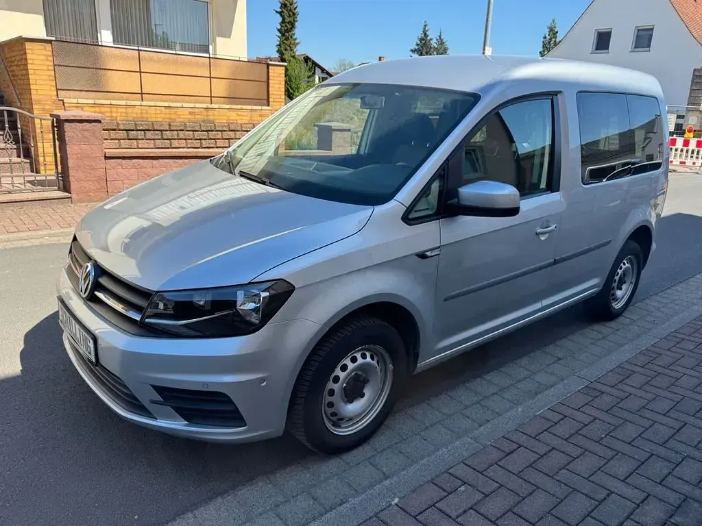 Gebraucht VW Caddy 110 PS (80 kW) 2020 Reflexsilber Van / Kleinbus