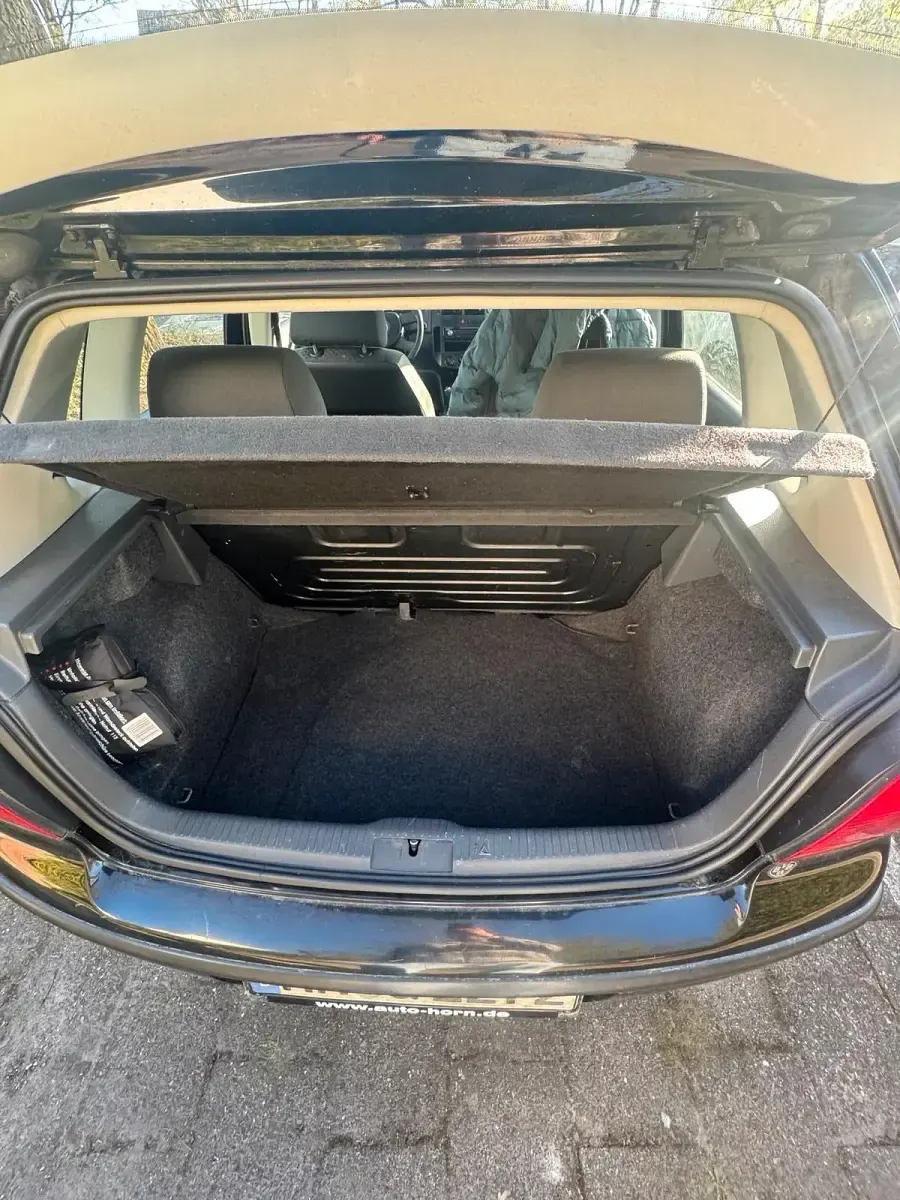 Gebraucht VW Polo 55 PS (40 kW) 2003 Schwarz Kleinwagen