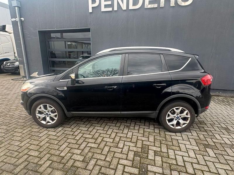 Gebraucht Ford Kuga Trend 140 PS (102 kW) 2011 Schwarz SUV