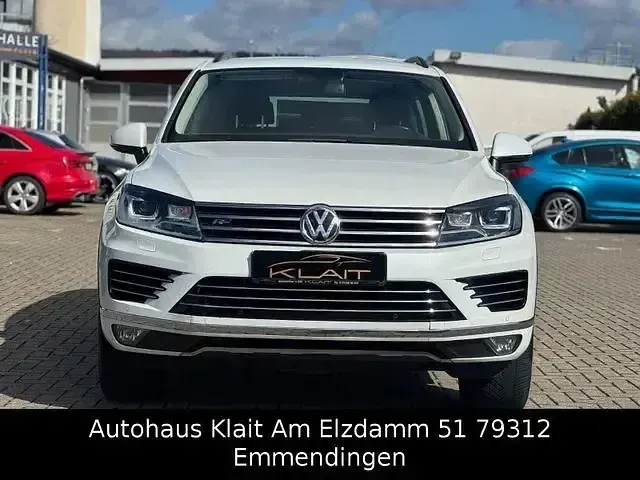 Gebraucht VW Touareg R-line 262 PS (192 kW) 2016 Weiß SUV