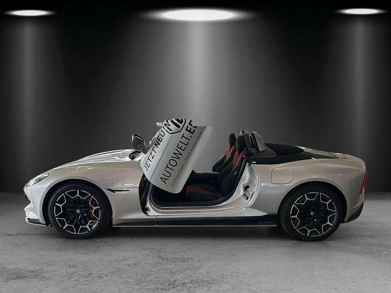 Gebraucht MG Cyberster 250 kW (340 PS) 2025 Medal silver Cabrio