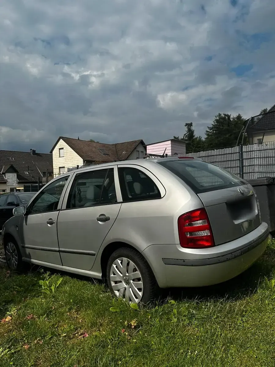 Gebraucht Skoda Fabia 100 PS (73 kW) 2002 Silber Kombi