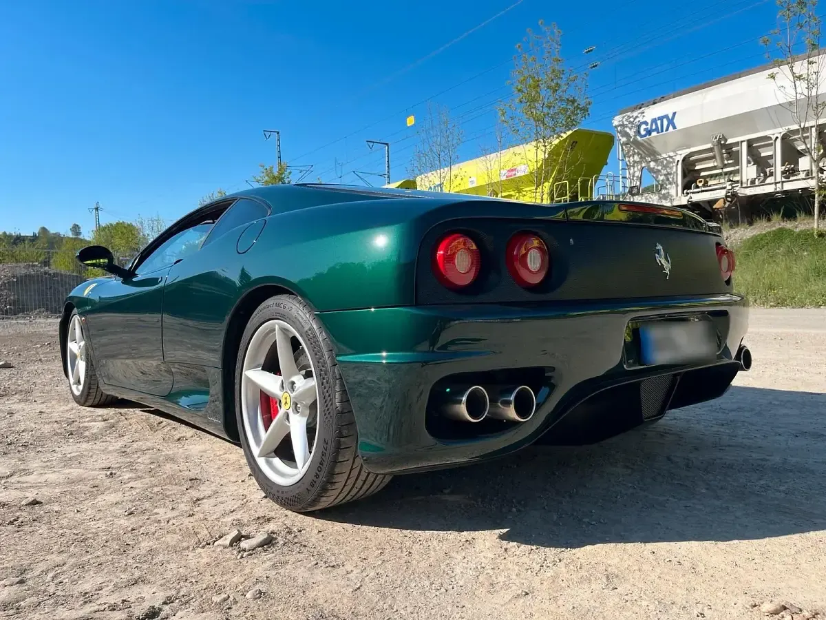 Second-hand Ferrari 360 400 CP (294 kW) 2002 Verde Coupe