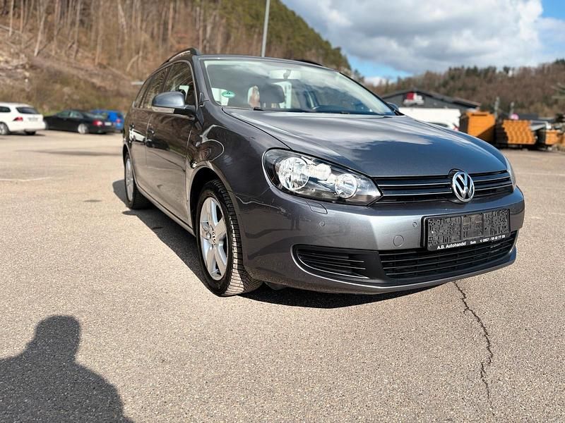 Gebraucht VW Golf VI 122 PS (89 kW) 2010 Grau Kleinwagen