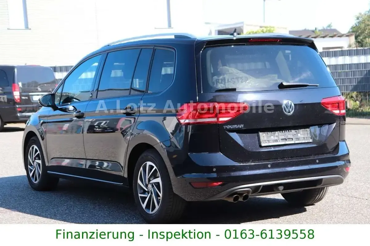 Gebraucht VW Touran Sound 150 PS (110 kW) 2018 Schwarz Van / Kleinbus