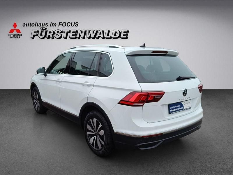 Gebraucht VW Tiguan Move 150 PS (110 kW) 2024 Weiß SUV