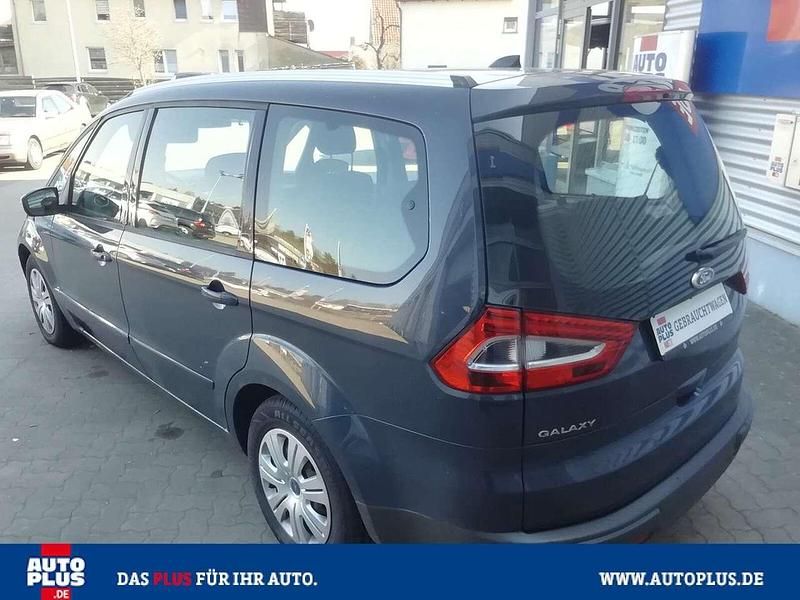 Gebraucht Ford Galaxy 160 PS (117 kW) 2011 Grau Van / Kleinbus
