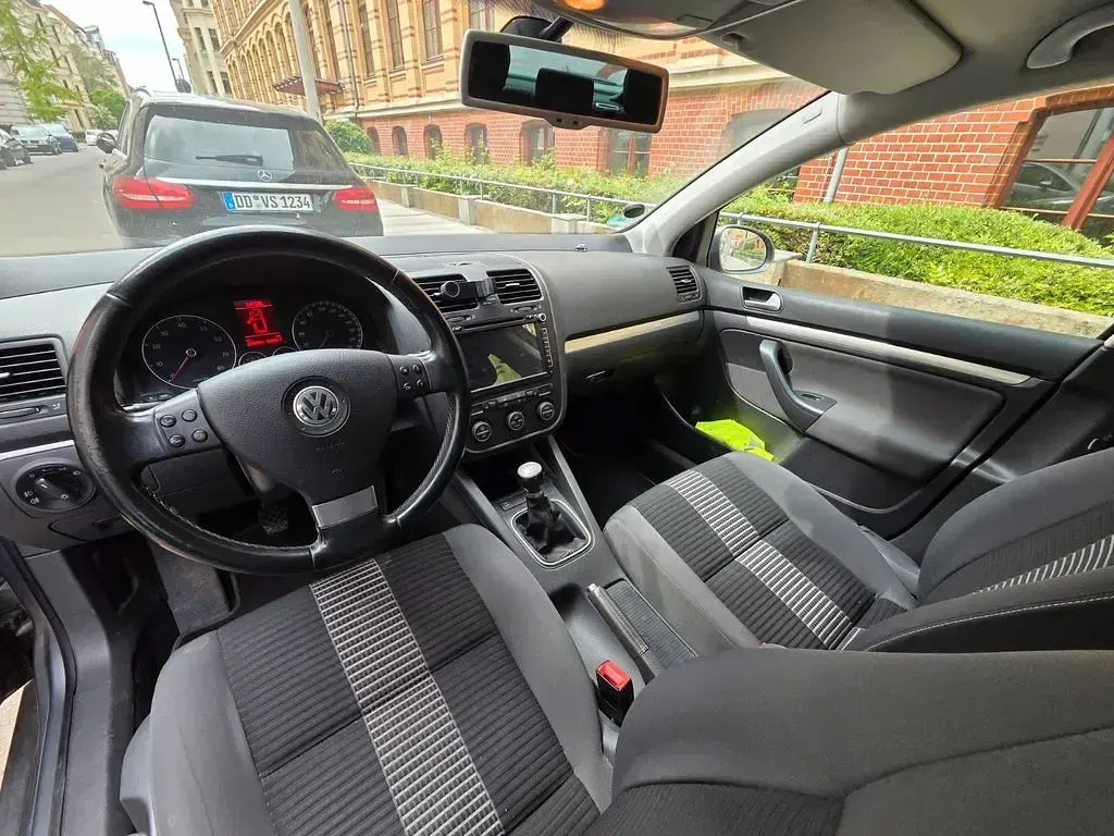 Używany VW Golf VI 80 KM (58 kW) 2008 Szary Hatchback
