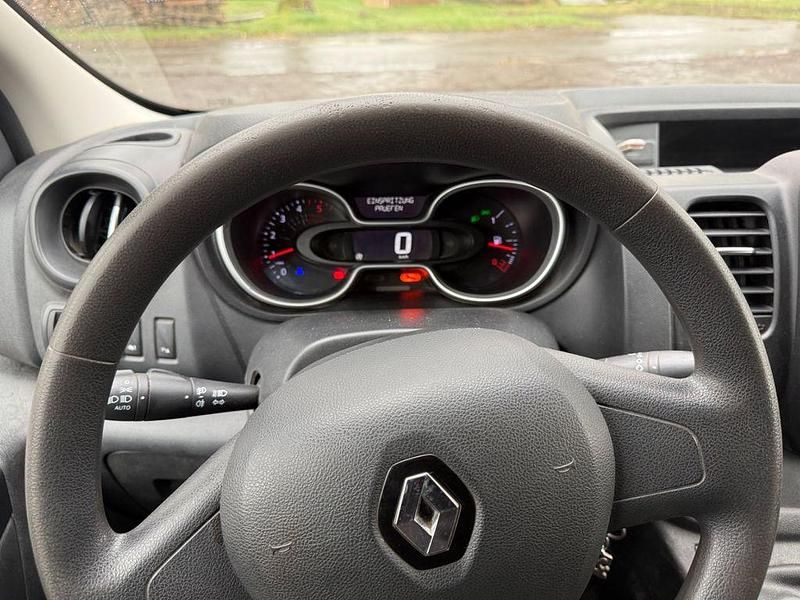 Gebraucht Renault Trafic 147 PS (108 kW) 2020 Weiß Van / Kleinbus