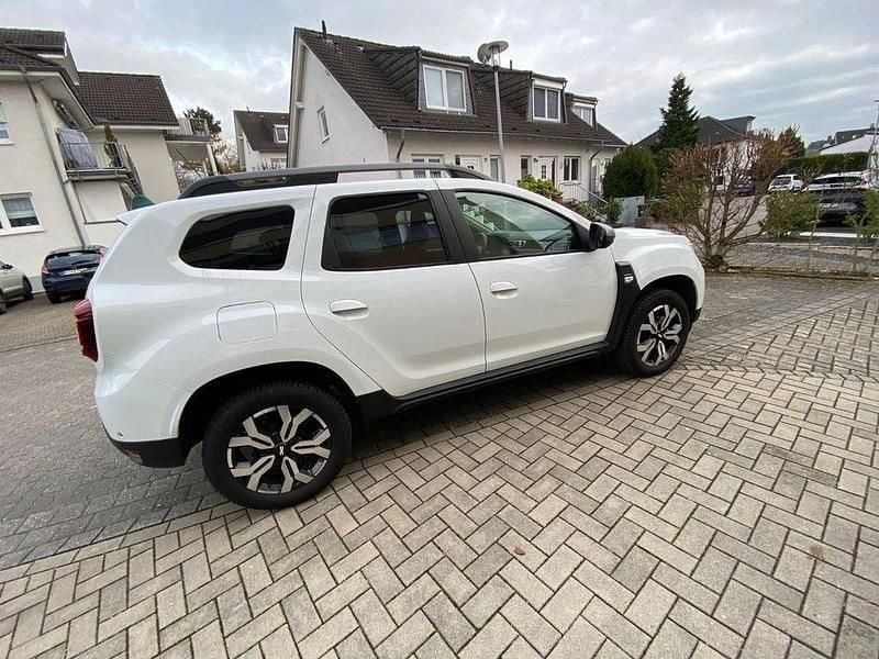 Gebraucht Dacia Duster Journey 150 PS (110 kW) 2023 SUV