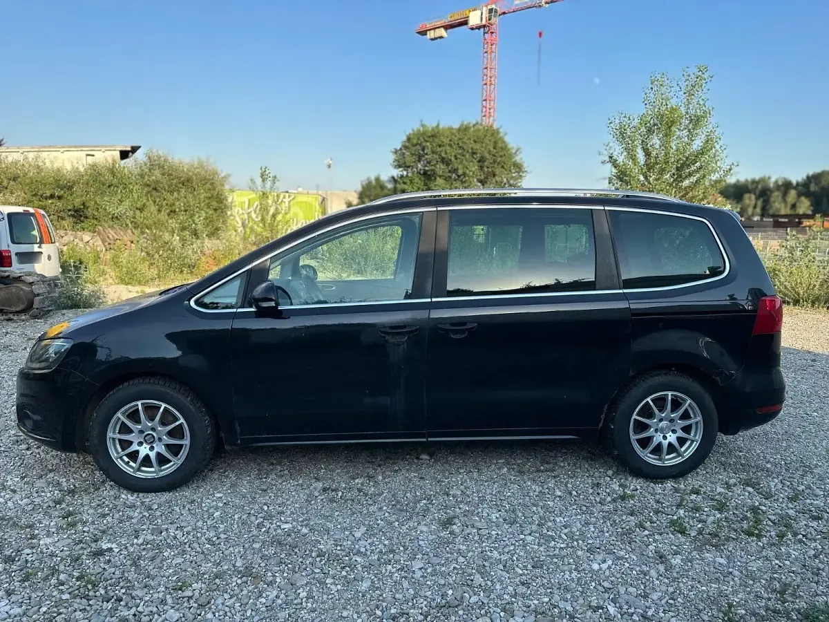 Gebraucht Seat Alhambra Style 140 PS (102 kW) 2013 Schwarz Van / Kleinbus