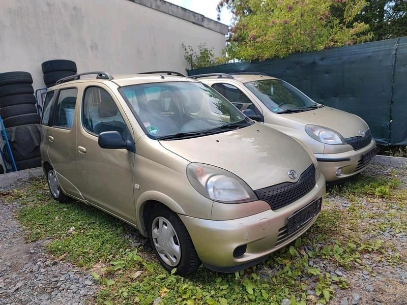 Gebraucht 2000 Toyota Yaris Verso Van / Kleinbus | 1.900 € (Fairer Preis) - Bild 1/4