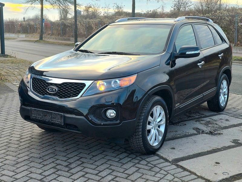 Schwarz Gebraucht 2011 Kia Sorento Spirit SUV | 5.999 € (Guter Preis) - Bild 1/4