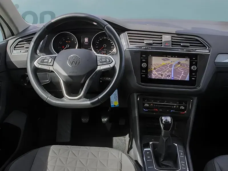 Gebraucht VW Tiguan 150 PS (110 kW) 2023 Weiß SUV