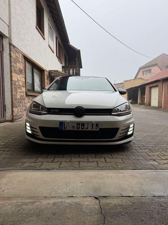Gebraucht VW Golf VII GTD 184 PS (135 kW) 2015 Weiß Limousine