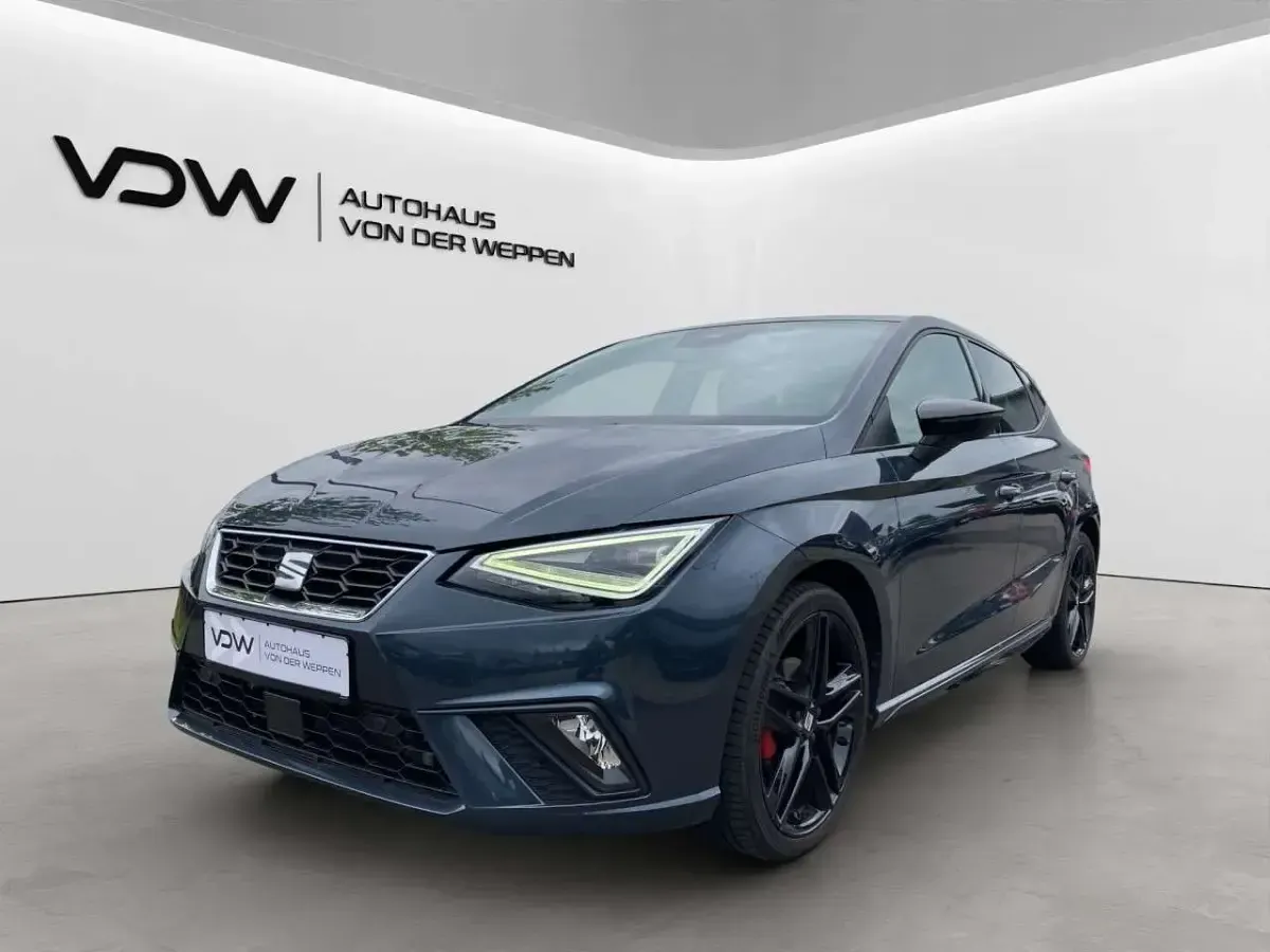 Gebraucht Seat Ibiza FR 116 PS (85 kW) 2024 Magnetic grau Kleinwagen