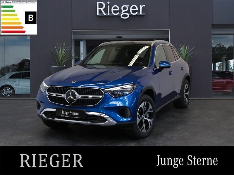 Blue metallic Gebraucht 2024 Mercedes GLC300e Avantgarde SUV | 57.919 € (Guter Preis) - Bild 1/4