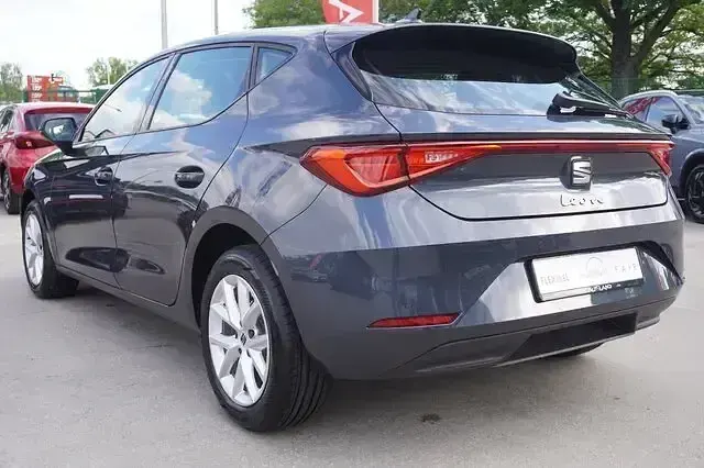 Neu Seat Leon 116 PS (85 kW) 2025 Andere Limousine