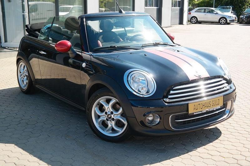 Second-hand Mini Cooper Cabriolet 122 CP (89 kW) 2012 Negru Cabrio