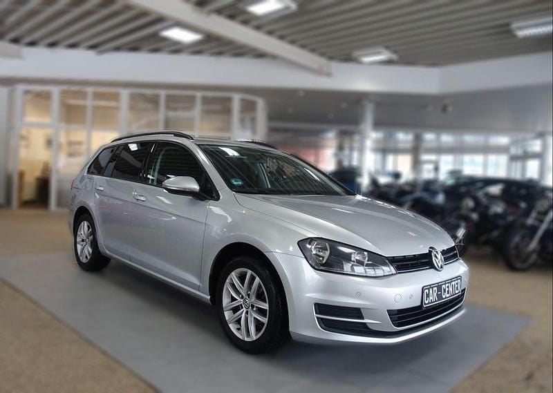 Gebraucht VW Golf VII 86 PS (63 kW) 2015 Reflexsilber (metallic) Kombi