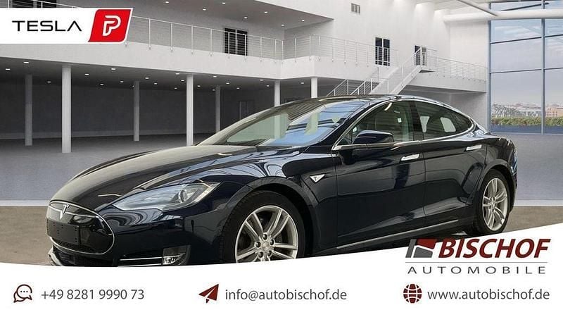 Second-hand Tesla Model S 314 kW (428 CP) 2015 Albastru Hatchback