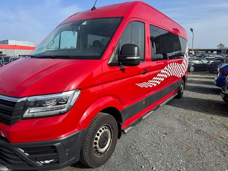 Gebraucht VW Crafter 177 PS (130 kW) 2019 Rot Van
