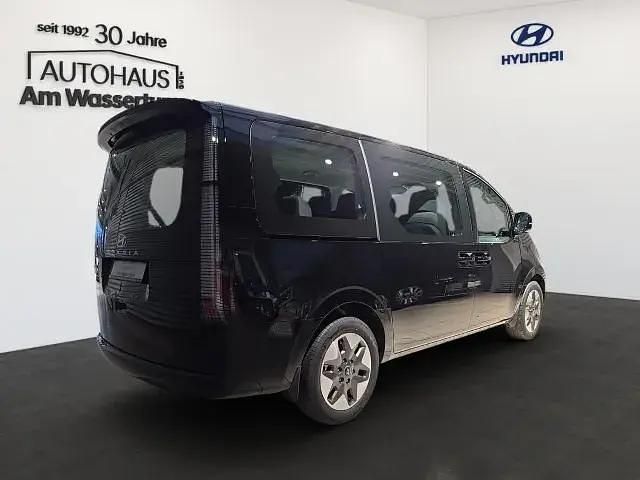Gebraucht Hyundai Staria Trend 224 PS (164 kW) 2024 Abyss black Van / Kleinbus