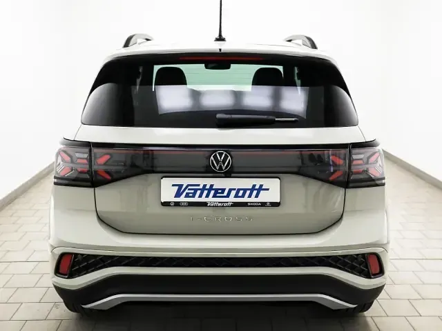 Neu VW T-Cross R-line 116 PS (85 kW) 2026 Grau SUV