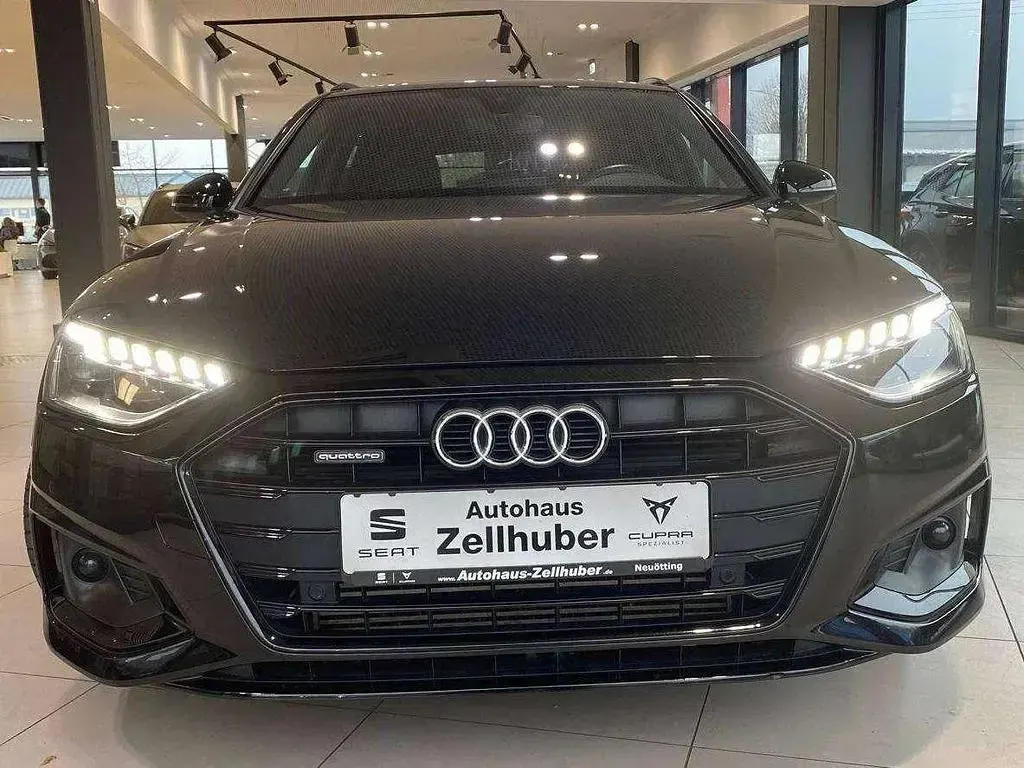 Gebraucht Audi A4 Sport 265 PS (194 kW) 2021 Schwarz Kombi