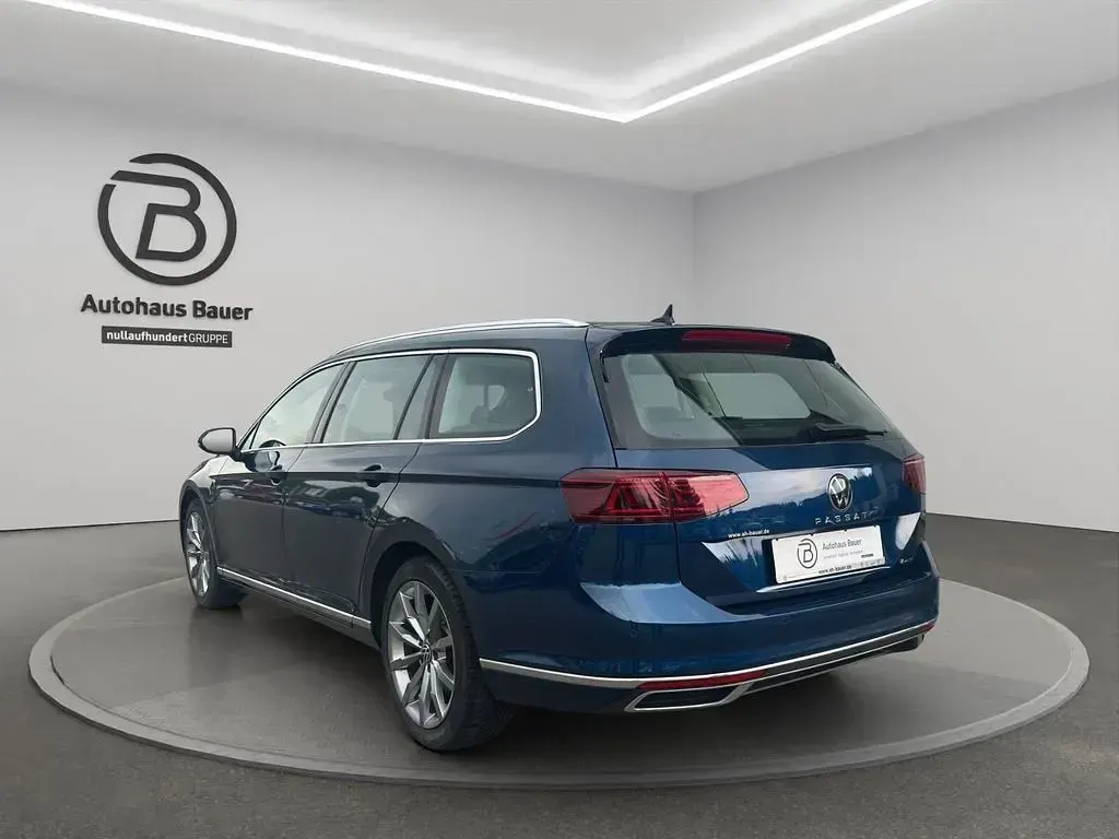 Occasion VW Passat Elegance 200 ch (147 kW) 2021 Bleue Break