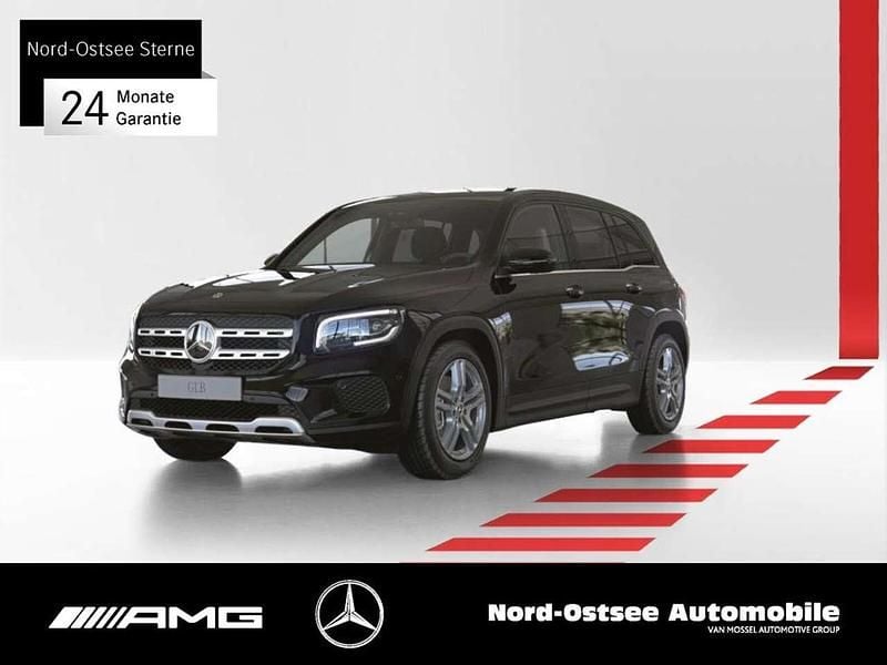 Unilack nachtschwarz Gebraucht 2021 Mercedes GLB200 SUV | 25.890 € (Guter Preis) - Bild 1/3