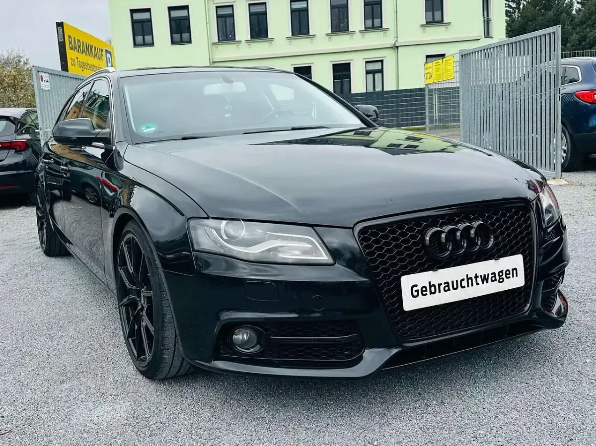 Gebraucht Audi A4 Ambition 160 PS (117 kW) 2011 Phantomschwarz perleffekt Kombi