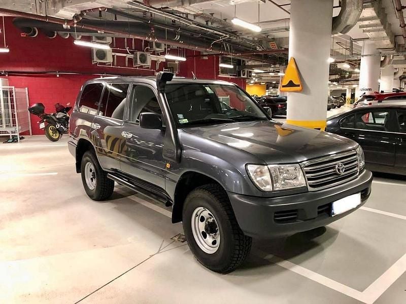 Grau Gebraucht 2004 Toyota Land Cruiser SUV | 34.986 € - Bild 1/4