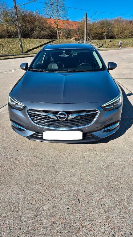 Gebraucht Opel Insignia Edition 136 PS (100 kW) 2019 Grau Kombi