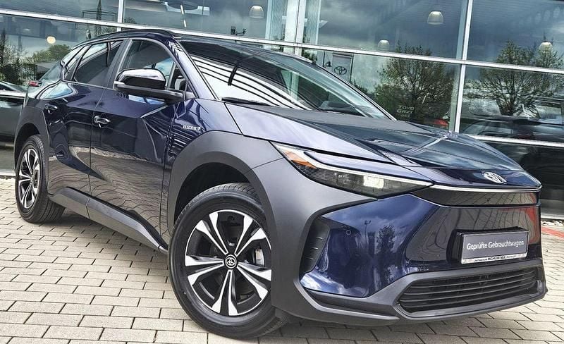 Gebraucht Toyota bZ4X Comfort 150 kW (204 PS) 2023 Blau SUV
