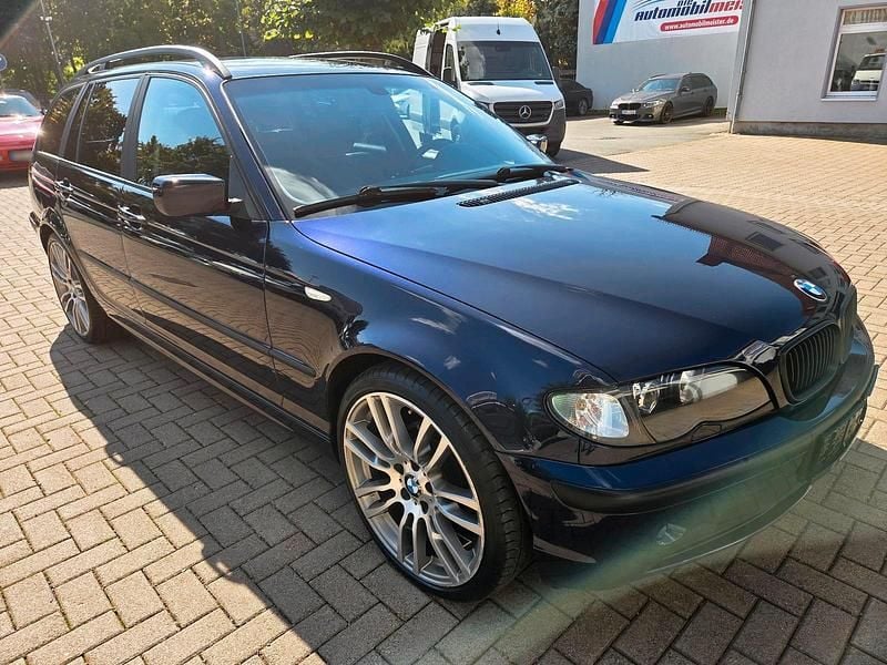 Gebraucht BMW 318 143 PS (105 kW) 2001 Blau Kombi