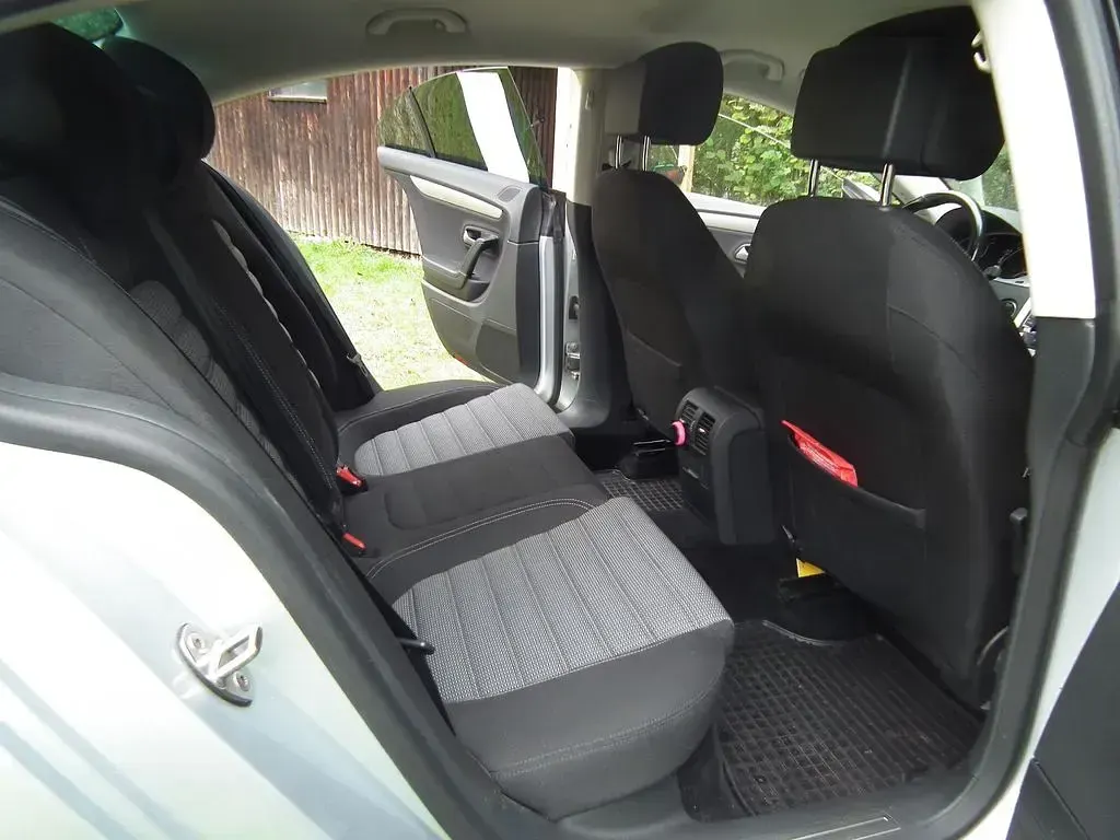 Gebraucht VW CC 160 PS (117 kW) 2013 Grau Limousine