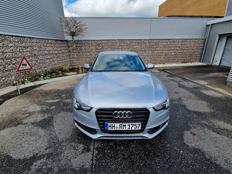 Silber Gebraucht 2015 Audi A5 Sportback Sport Limousine | 17.000 € (Etwas zu teuer) - Bild 1/4