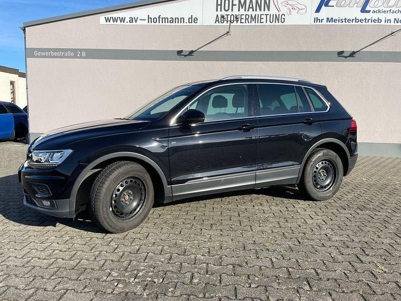 Gebraucht VW Tiguan Join 150 PS (110 kW) 2018 Deep black pearlescent (metallic) SUV